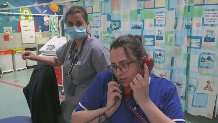 24 Hours In Emergency on SBS and SBS on Demand S19E1