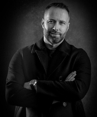 Dan Bennett joins Steve Pennells for Deadset Pictures