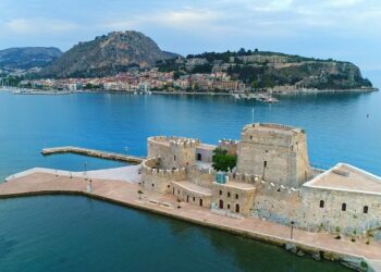 Mysteries From Above on SBS Viceland and SBS on Demand S3E1-S3E3