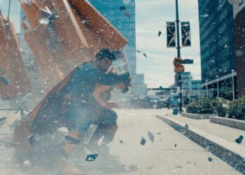 MOVIE | Superman sneak peek