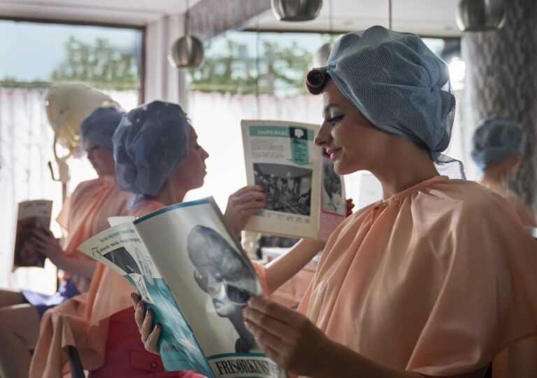 Carmen Curlers on SBS and SBS on Demand S1E1