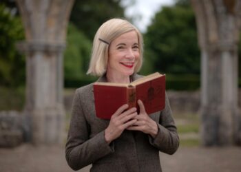 Killing Sherlock With Lucy Worsley on SBS and SBS on Demand S1E1