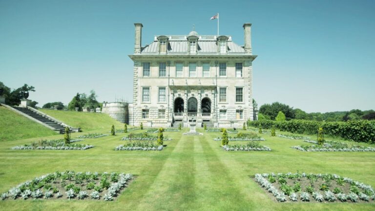 Secrets Of Britain’s Historic Houses & Gardens and SBS and SBS on Demand S2E1