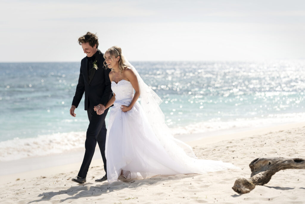 Recap | Stranded on Honeymoon Island on Channel 7 and 7plus S1E1