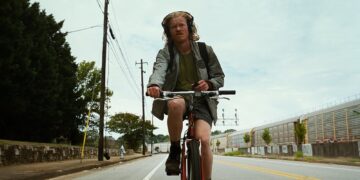 MOVIE REVIEW | Bugonia