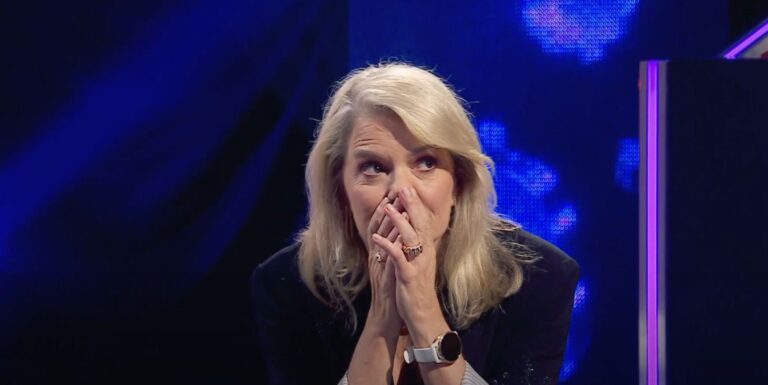 Sandra Sully on Deal or No Deal on Channel 10