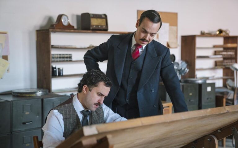 How Disney Built America on SBS and SBS on Demand S1E1