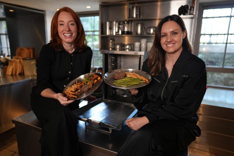 The Secret Genius of Modern Life on SBS Viceland and SBS on Demand S3E1