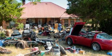 Hoarders on SBS Viceland and SBS on Demand S16E1 and S16E2