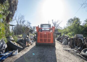 Hoarders on SBS Viceland and SBS on Demand S16E3 and S16E4