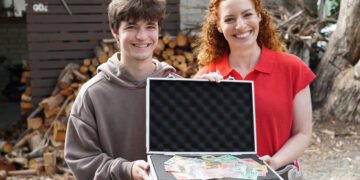 Teenage Boss: Next Level on ABC Family and ABC iview S2E6