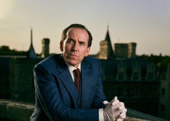 Professor T on ABC and ABC iview S1E1