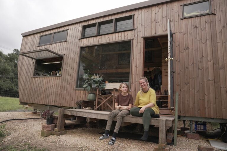 Australian Story on ABC and ABC iview profiles Eden Tiny House Project