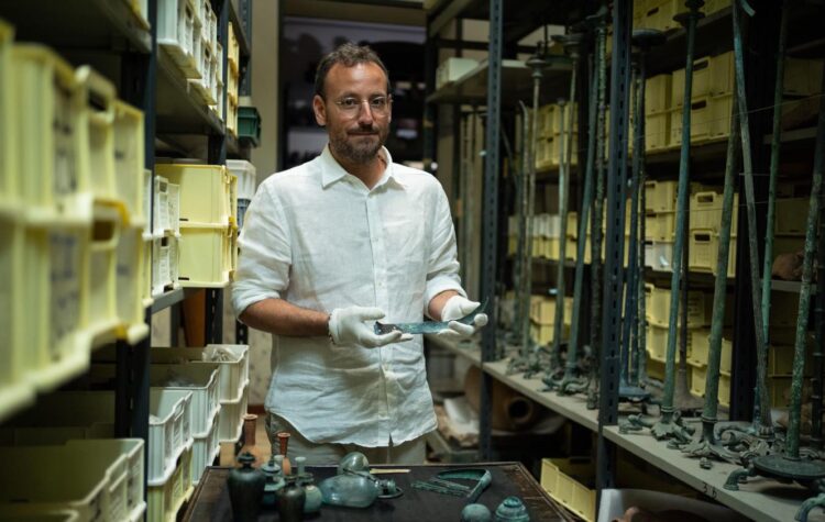 Pompeii: The New Dig – House Of Treasures on SBS and SBS on Demand