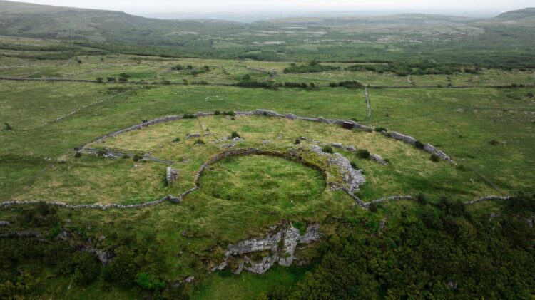 National Parks From Above: Ireland With Dara Ó Briain on SBS and SBS on Demand S1E1