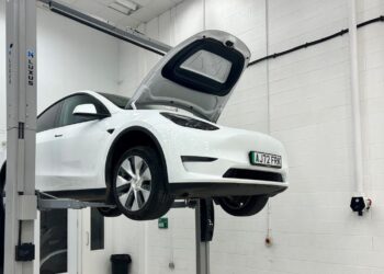 Petrol vs Electric Cars: Which Is Better? on SBS Viceland and SBS on Demand