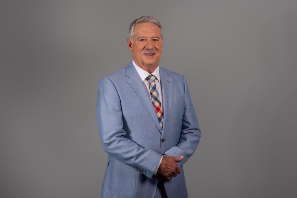 Peter Murphy to retire as Australia’s longest-serving commercial TV weather presenter
Departing 7NEWS Tasmania after a four-decade run
Tasmanians will farewell a familiar and much-loved face on Monday, 22 September, when Peter “Murph” Murphy presents his final weather report on 7NEWS Tasmania, marking the close of an extraordinary career in Australian television.
Murph’s calm presence and warm personality have made him a nightly fixture for Tasmanian audiences for more than 41 years, giving him the record as the longest-serving commercial TV weather presenter in Australia.
Respected for his clear and reliable forecasts, Murph has also brought humour and heart to the role – from his cheeky one-liners to the unmistakable warmth of his on-air partnership with news anchor Kim Millar.
Murph began his broadcasting career in radio in his hometown of Moree before moving to Tasmania in 1982 to join 7EX. Two years later, he was fronting the weather on TNT9. Around the same time, he met Donna Howard. They married in 1992 and welcomed two sons, Jack and Lewis, and so far, two granddaughters.
Beyond the studio, Murph has been deeply involved in the Tasmanian community. As a master of ceremonies, he has hosted countless major community events from New Year’s Eve gatherings to festivals, Cup days around the state and many awards nights, sporting lunches and dinners.
A lifelong Sydney Swans fan and former nightclub DJ, Murph has always found ways to connect with people from all walks of life.
Reflecting on his career, Murph said: “It’s been an incredible privilege to be part of Tasmanians’ lives every night. Weather is such a big part of this community, and I’ve always tried to respect that while sneaking in a little fun along the way. Tasmania’s weather is unpredictable, the job has been unforgettable and the people have made it all worthwhile.
“Being part of such a strong performing news team over so many years has been especially rewarding. An award of some sort should also be bestowed upon Kim Millar and Jo Palmer for their ability to have withstood so much over the years.
“My wife Donna, of course, has been along for the entire period as well and no doubt is looking forward to spending every waking moment of every day with me from now on,” he said.
Seven’s Director of News in Tasmania, Gavin McDougall, said Murph’s contribution to the state’s news and broadcasting is immeasurable.
“Peter Murphy is more than a weather presenter – he’s part of the fabric of Tasmanian life. His commitment, professionalism and connection with viewers have set an extremely high standard,” he said.
“His departure marks the end of an incredible chapter in our television history. Peter leaves behind a remarkable legacy in regional television – one of consistency, credibility, and community connection.”
Continuing Murph’s legacy of trusted forecasting for Tasmanian viewers will be current weekend weather presenter Kiah Wicks, who’ll be stepping into the weekday role.
Kiah said: “This has been a dream of mine since I was a girl. I am so excited to be joining Kim Millar and the rest of the weekday team. It's hard to replace the legend that is Murph, but I'll be bringing my own brand of weather smarts to the job.”
Murph’s farewell will be broadcast Monday, 22 September at 6.00pm on 7NEWS Tasmania, featuring a special tribute to his remarkable contribution to Tasmanian television.
7NEWS Tasmania
Nightly at 6.00pm on Seven and 7plus
