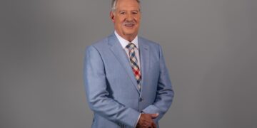 Peter Murphy to retire as Australia’s longest-serving commercial TV weather presenter Departing 7NEWS Tasmania after a four-decade run Tasmanians will farewell a familiar and much-loved face on Monday, 22 September, when Peter “Murph” Murphy presents his final weather report on 7NEWS Tasmania, marking the close of an extraordinary career in Australian television. Murph’s calm presence and warm personality have made him a nightly fixture for Tasmanian audiences for more than 41 years, giving him the record as the longest-serving commercial TV weather presenter in Australia. Respected for his clear and reliable forecasts, Murph has also brought humour and heart to the role – from his cheeky one-liners to the unmistakable warmth of his on-air partnership with news anchor Kim Millar. Murph began his broadcasting career in radio in his hometown of Moree before moving to Tasmania in 1982 to join 7EX. Two years later, he was fronting the weather on TNT9. Around the same time, he met Donna Howard. They married in 1992 and welcomed two sons, Jack and Lewis, and so far, two granddaughters. Beyond the studio, Murph has been deeply involved in the Tasmanian community. As a master of ceremonies, he has hosted countless major community events from New Year’s Eve gatherings to festivals, Cup days around the state and many awards nights, sporting lunches and dinners. A lifelong Sydney Swans fan and former nightclub DJ, Murph has always found ways to connect with people from all walks of life. Reflecting on his career, Murph said: “It’s been an incredible privilege to be part of Tasmanians’ lives every night. Weather is such a big part of this community, and I’ve always tried to respect that while sneaking in a little fun along the way. Tasmania’s weather is unpredictable, the job has been unforgettable and the people have made it all worthwhile. “Being part of such a strong performing news team over so many years has been especially rewarding. An award of some sort should also be bestowed upon Kim Millar and Jo Palmer for their ability to have withstood so much over the years. “My wife Donna, of course, has been along for the entire period as well and no doubt is looking forward to spending every waking moment of every day with me from now on,” he said. Seven’s Director of News in Tasmania, Gavin McDougall, said Murph’s contribution to the state’s news and broadcasting is immeasurable. “Peter Murphy is more than a weather presenter – he’s part of the fabric of Tasmanian life. His commitment, professionalism and connection with viewers have set an extremely high standard,” he said. “His departure marks the end of an incredible chapter in our television history. Peter leaves behind a remarkable legacy in regional television – one of consistency, credibility, and community connection.” Continuing Murph’s legacy of trusted forecasting for Tasmanian viewers will be current weekend weather presenter Kiah Wicks, who’ll be stepping into the weekday role. Kiah said: “This has been a dream of mine since I was a girl. I am so excited to be joining Kim Millar and the rest of the weekday team. It's hard to replace the legend that is Murph, but I'll be bringing my own brand of weather smarts to the job.” Murph’s farewell will be broadcast Monday, 22 September at 6.00pm on 7NEWS Tasmania, featuring a special tribute to his remarkable contribution to Tasmanian television. 7NEWS Tasmania Nightly at 6.00pm on Seven and 7plus