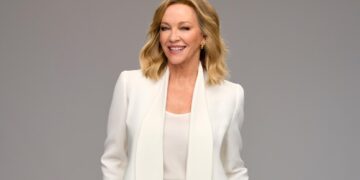 Is This Seat Taken? Rebecca Gibney To Host Millionaire Hot Seat