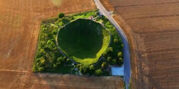 Mysteries From Above on SBS Viceland and SBS on Demand S4E1