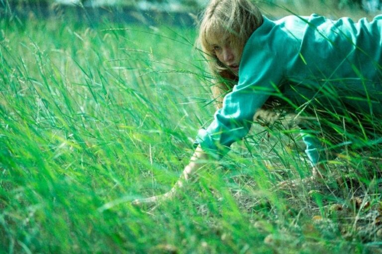 MOVIE | Die My Love trailer