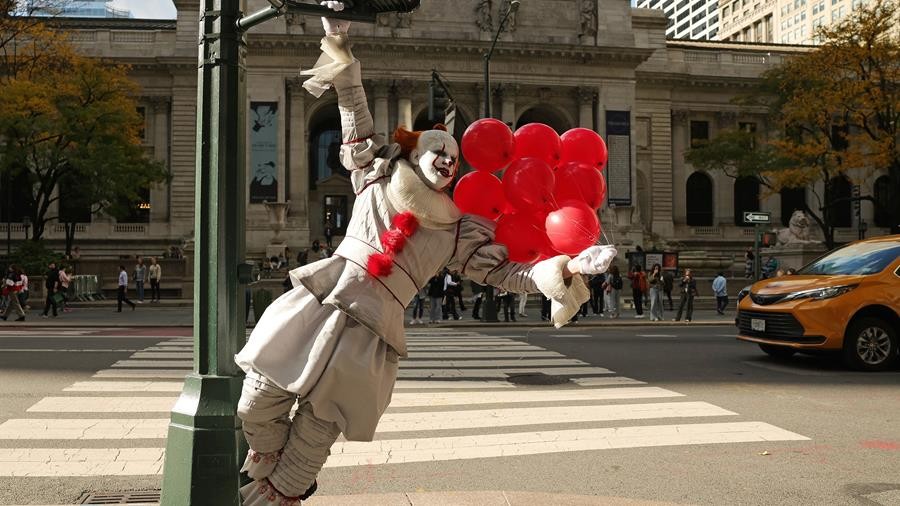 IT: Welcome to Derry on HBO Max launches global "Red Balloon Takeover"