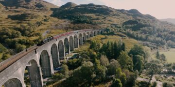 Great British Train Journeys From Above on SBS and SBS on Demand S1E1