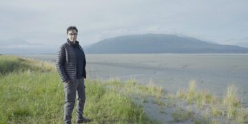 Sue Perkins: Into Alaska on SBS Viceland and SBS on Demand S1E1
