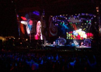 Oasis: Knebworth 1996 on SBS Viceland and SBS on Demand