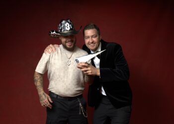 Fox League and Binge celebrate ARIA Award win