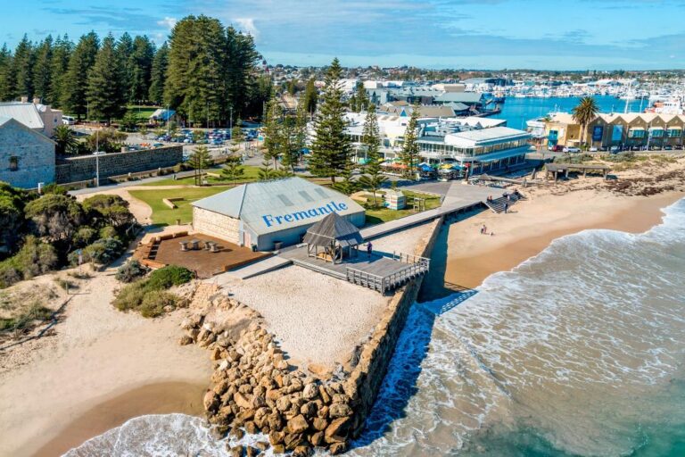 Lights, camera, action in Perth for Mia Wasikowska and Charlie Heaton feature film Twice Over