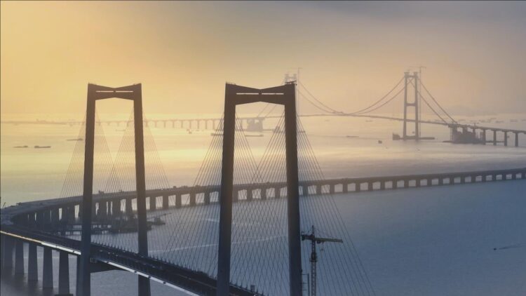 Shenzong Tunnel Bridge on SBS Viceland and SBS on Demand