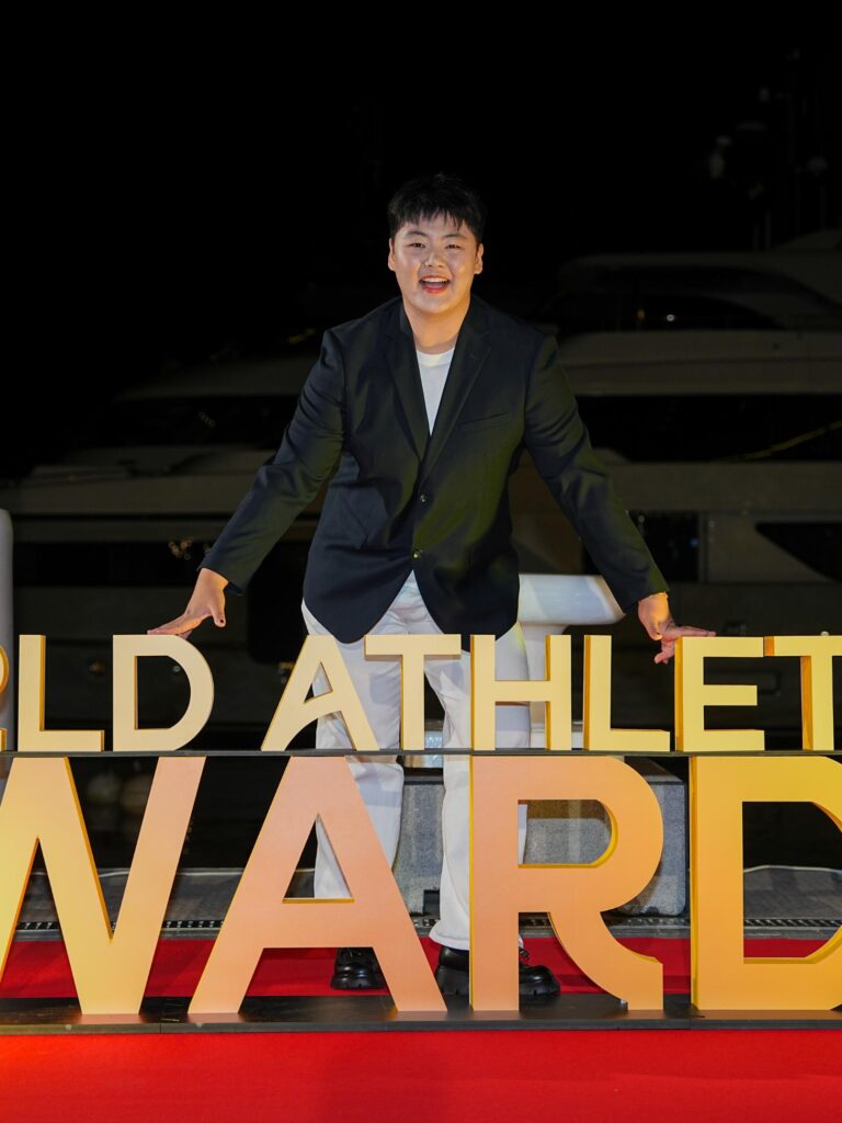 Seven congratulates Bruce McAvaney