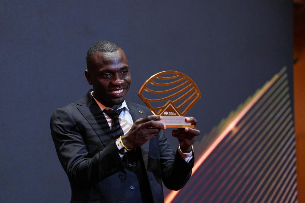 Seven congratulates Bruce McAvaney