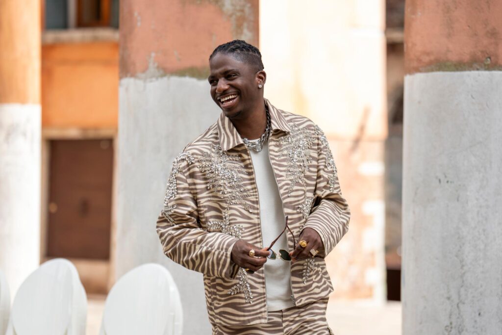 Emily in Paris on Netflix season 5 official trailer