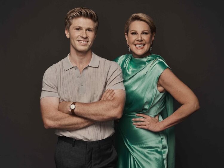 CLUES | I'm A Celebrity Get Me Out Of Here on 10 welcomes a Comedian