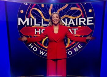 Millionaire Hot Seat on 10 first look
