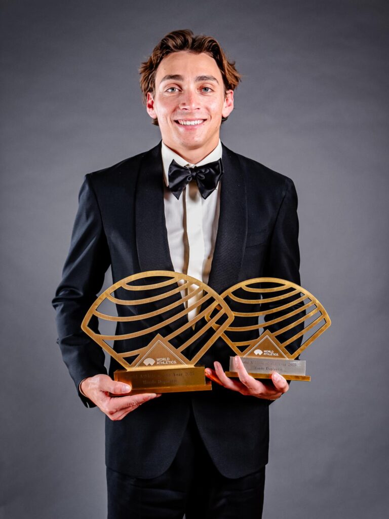 Seven congratulates Bruce McAvaney