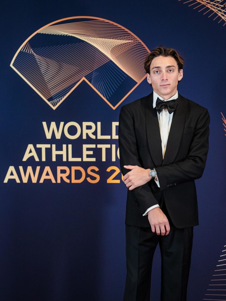 Seven congratulates Bruce McAvaney