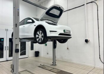 Electric Cars: What They Don’t Want You To Know on SBS Viceland and SBS on Demand