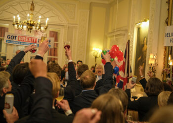 This England on ABC and ABC iview S1E1