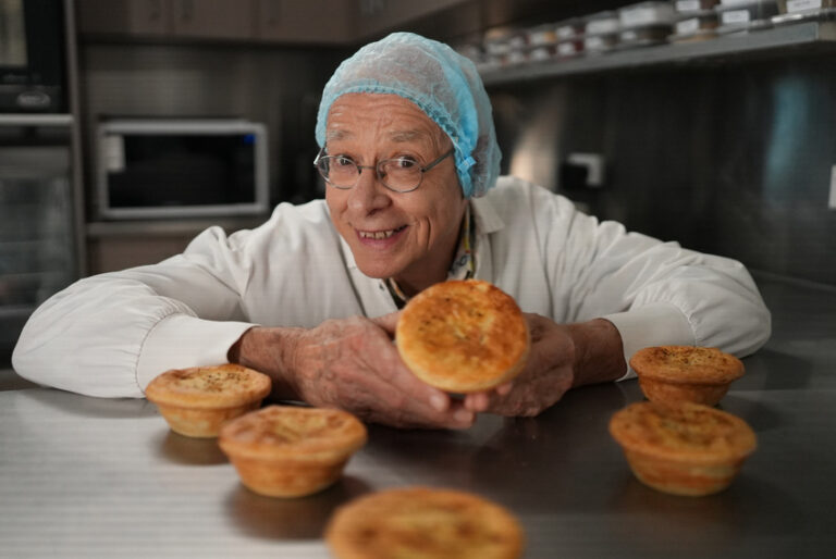 Dr Karl’s How Things Work on ABC and ABC iview S2E3