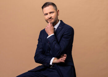The Weekly with Charlie Pickering on ABC and ABC iview S12E3