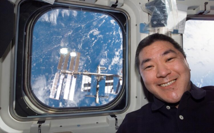 Once Upon A Time In Space on SBS and SBS on Demand S1E3 and S1E4