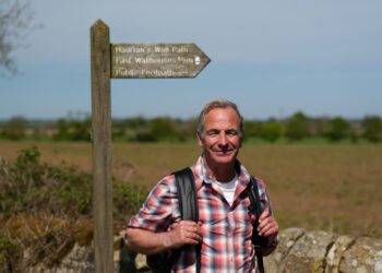 Robson Green: World’s Most Amazing Walks on SBS and SBS on Demand S1E1