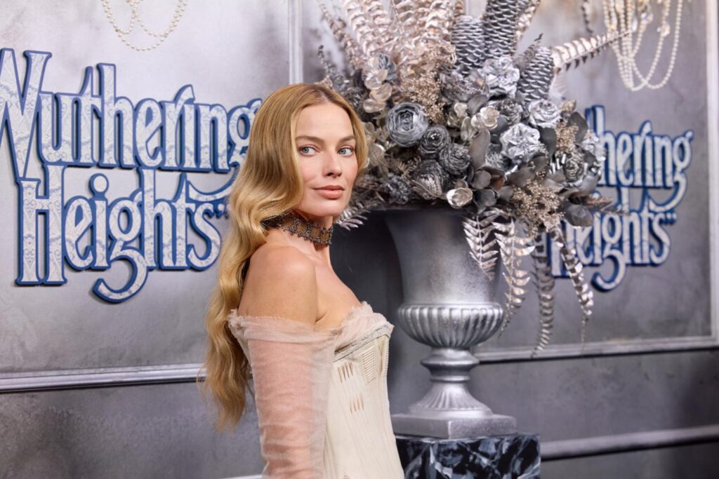 MOVIE | Wuthering Heights Margot Robbie and Jacob Elordi return for opening night