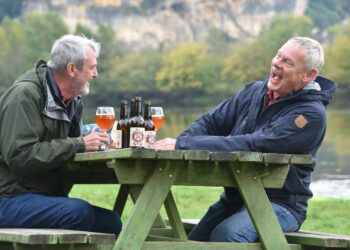 Neil And Martin’s Bon Voyage on SBS and SBS on Demand S1E1