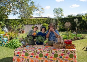 Gardening Australia Junior on ABC Kids and ABC iview S3E8