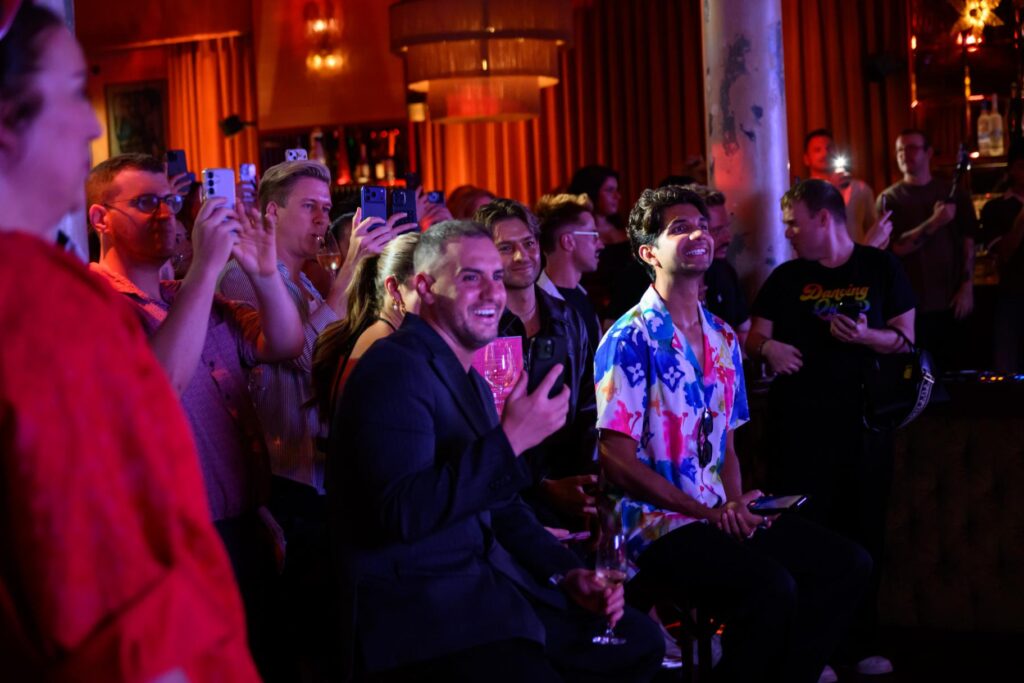 Hayu serves up cocktails & cabaret with Countess Luann de Lesseps