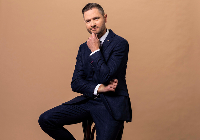 The Weekly with Charlie Pickering on ABC and ABC iview S12E12